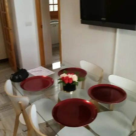 Centro Esencia Cordobesa. Mezquita Apartment