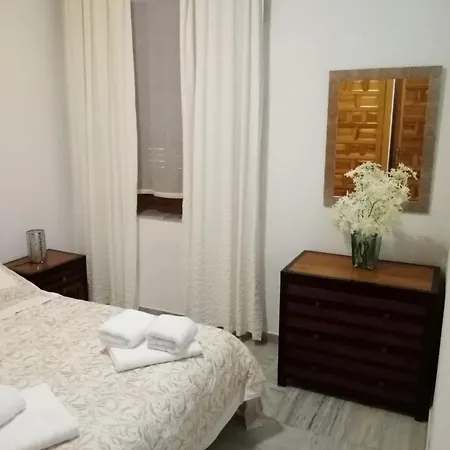 Centro Esencia Cordobesa. Mezquita Apartment